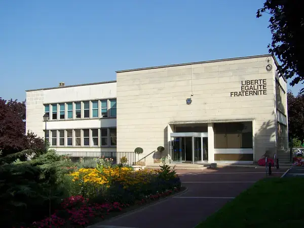 Abri Piscine Sans Rail Constructeur abri de piscine Saint-Cyr-l'École