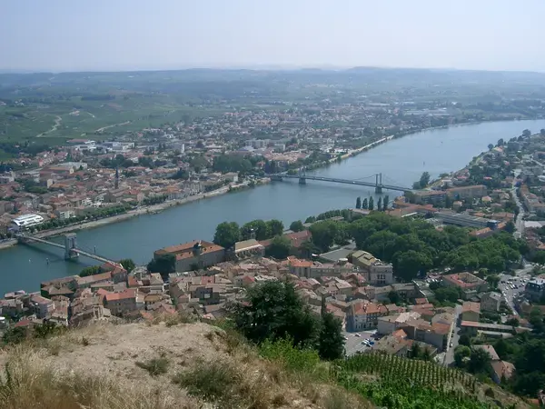 Abri Piscine Sans Rail Constructeur abri de piscine Tournon-sur-Rhône